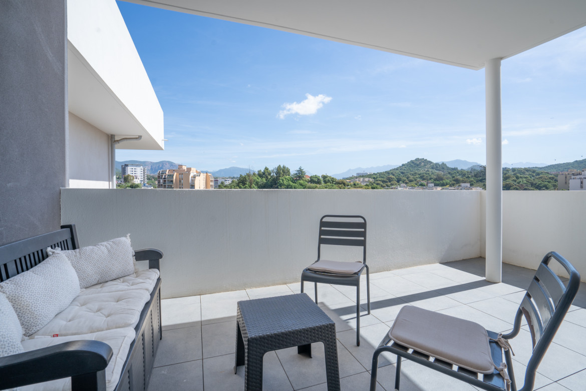 T3 récent avec Terrasse - Photo #5