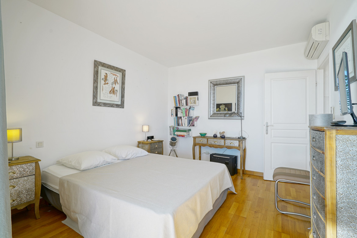 T5 duplex toit terrasse - Photo #23