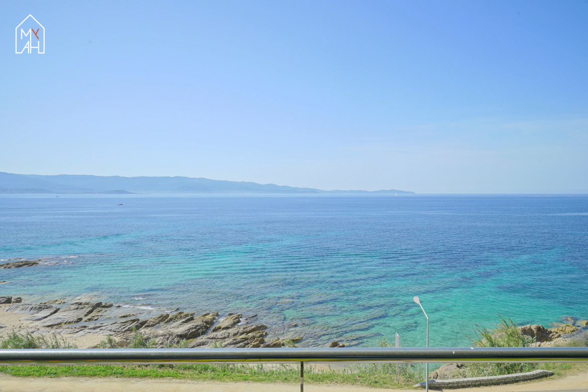 T3 de standing avec grande terrasse - Photo #11