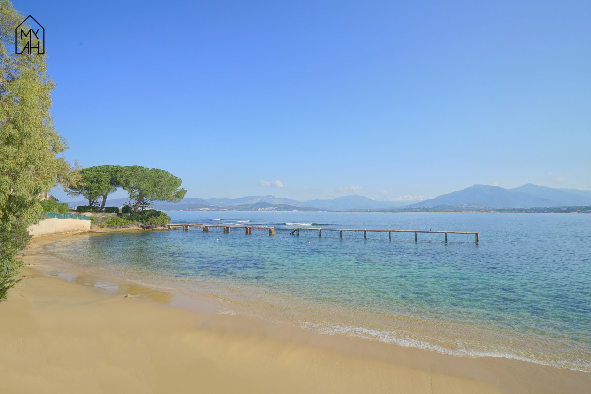 Maison exceptionnelle au bord de l'eau - Photo #30