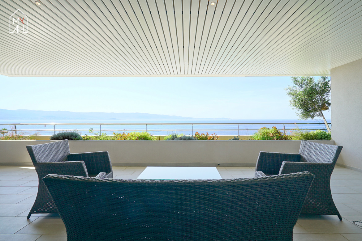 T3 de standing avec grande terrasse - Photo #9