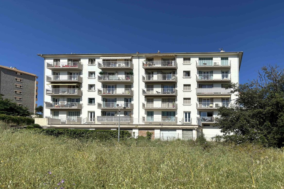 T3 dernier étage Biancarello - Photo #15