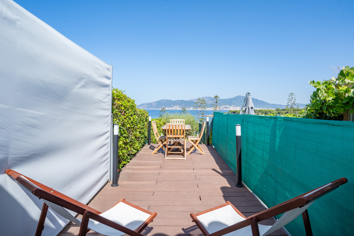 Charmant T2 vue mer + garage. - Photo #11