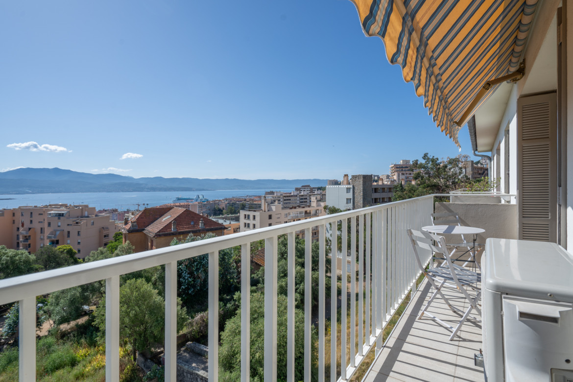 T3 dernier étage Biancarello - Photo #6