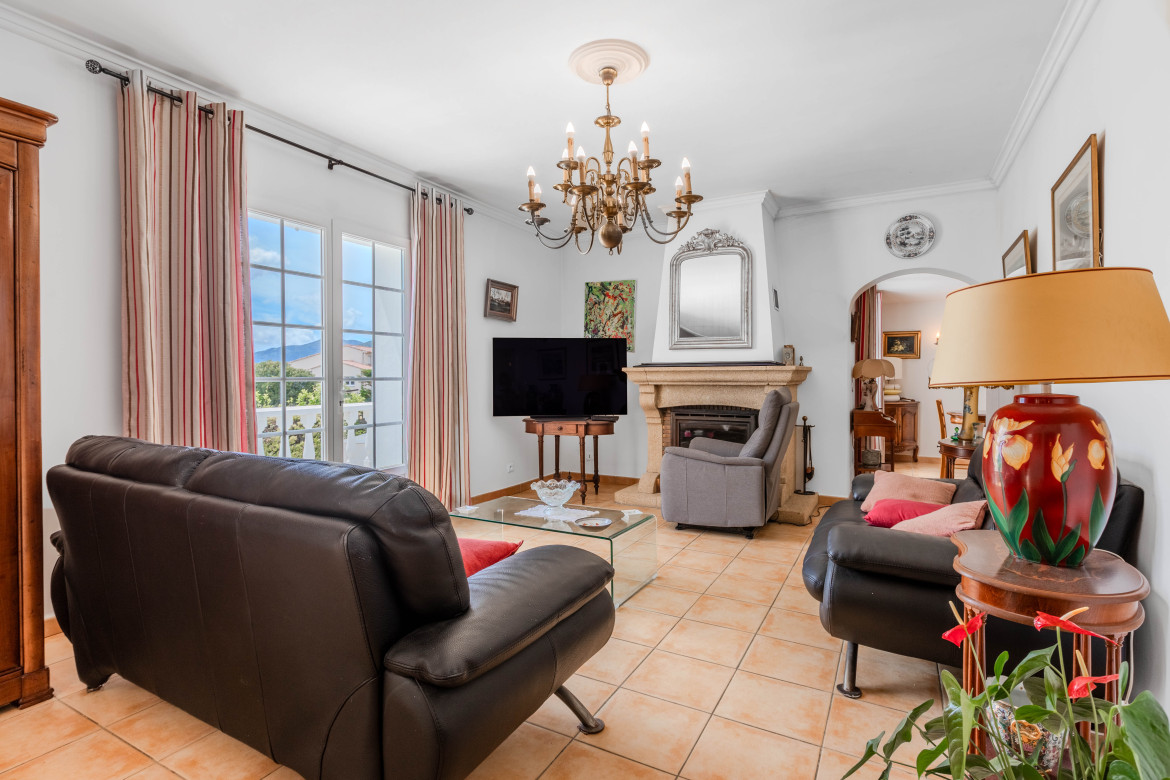 Villa de 3 logements avec piscine et vue dégagée - Afa - Photo #15