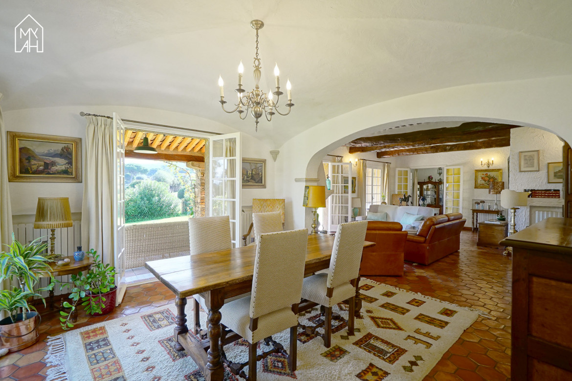 Maison exceptionnelle au bord de l'eau - Photo #6