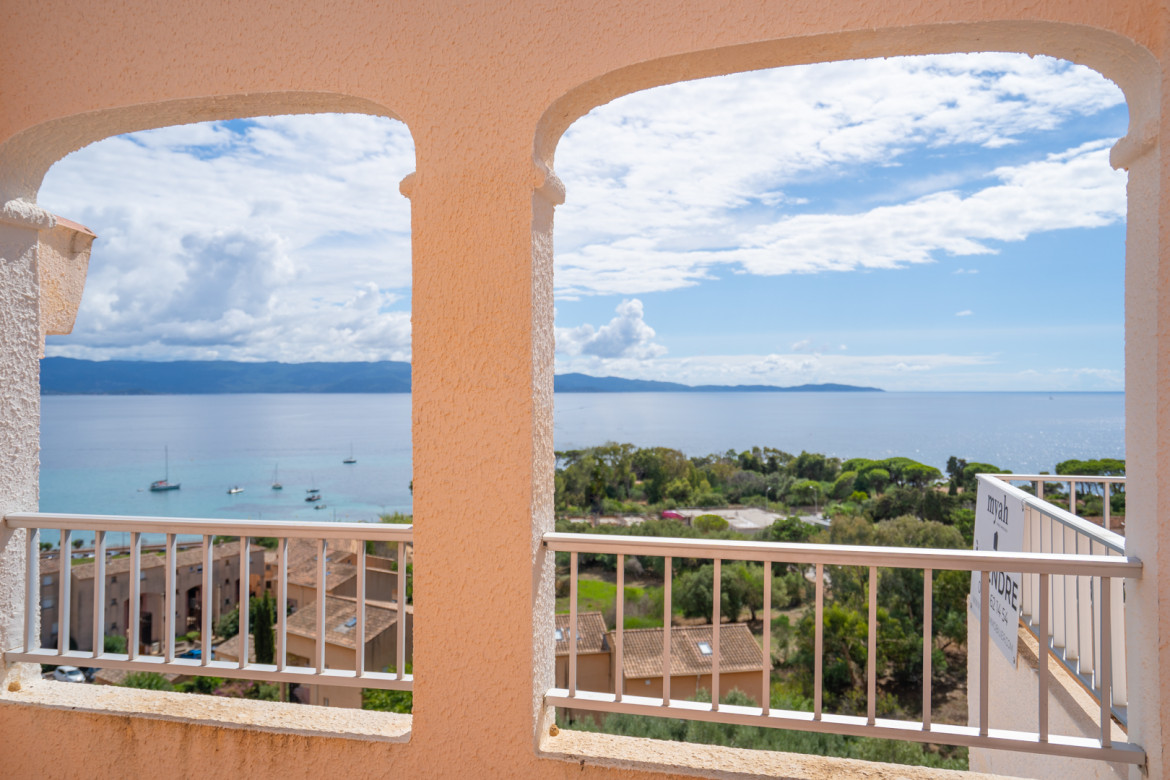 Rare grand T2 avec garage - Photo #10