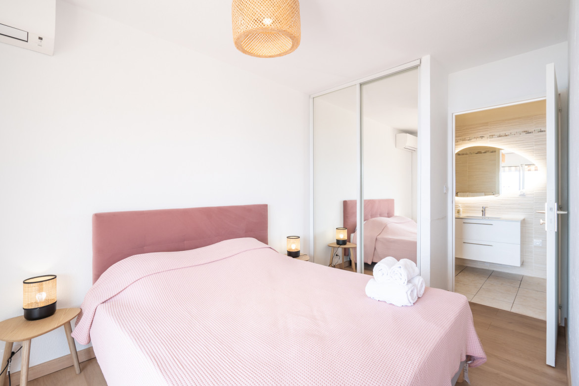 CORALIA 3 - Photo #9