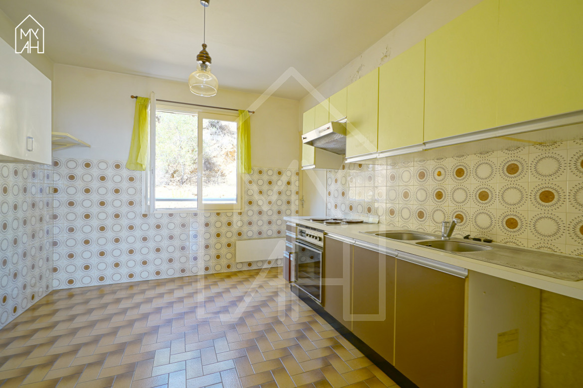 T4 à rénover vue mer - Photo #5