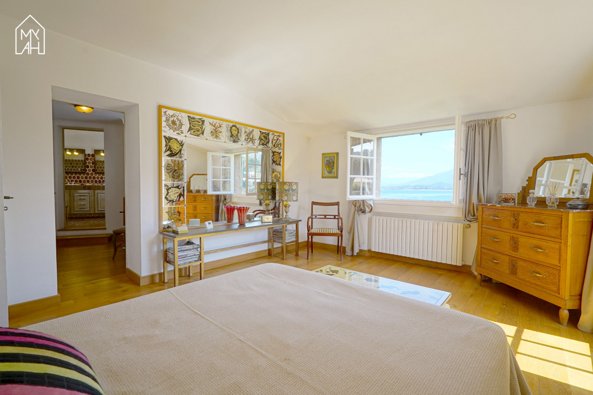 Maison exceptionnelle au bord de l'eau - Photo #21