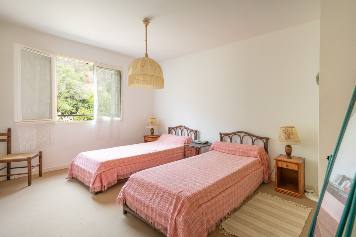 Rare grand T2 avec garage - Photo #8