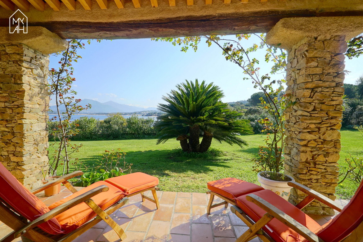 Maison exceptionnelle au bord de l'eau - Photo #12