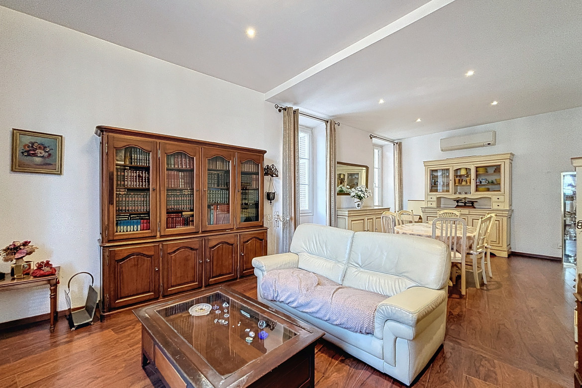 Grand T3/4 Boulevard Sampiero - Photo #7