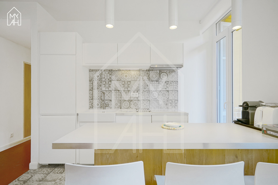 Bien rare : T3 entièrement rénové, quartier des Étrangers. - Photo #5