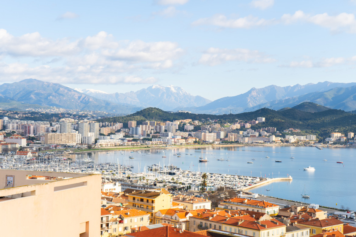 T4 à rénover avec toit terrasse - Photo #13