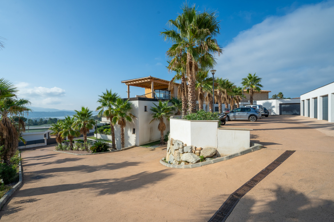 Appartement T2 avec grande Terrasse 60 m2 - Photo #14