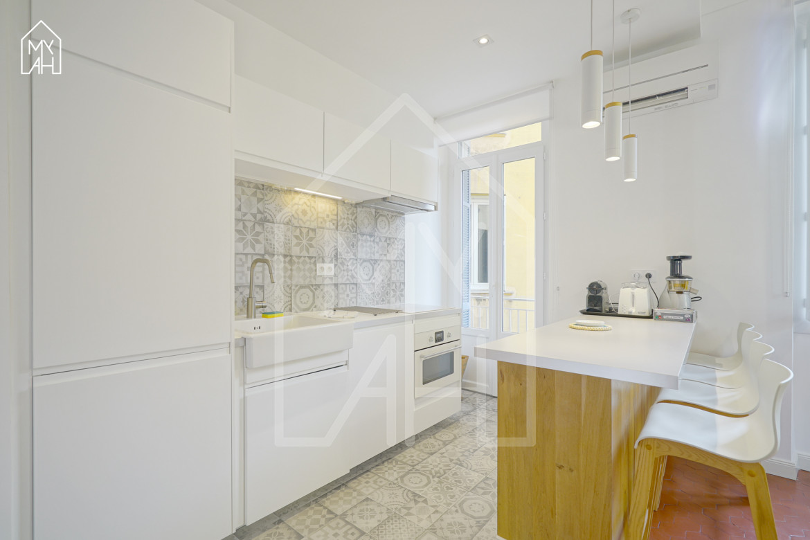 Bien rare : T3 entièrement rénové, quartier des Étrangers. - Photo #6