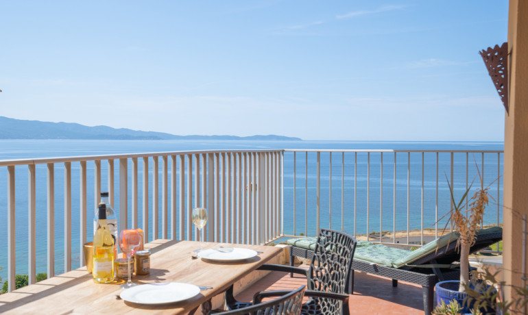Ventes - T2 en pignon vue mer - T2 - AJACCIO