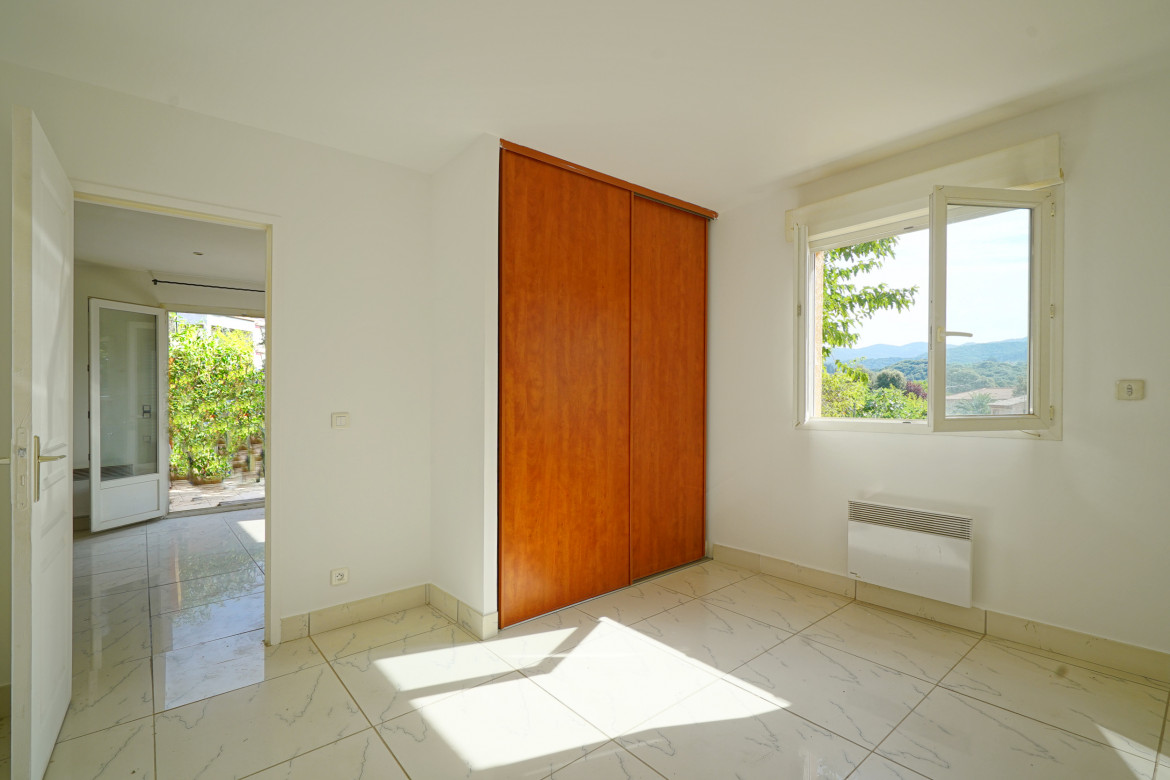 T3 bas de villa - Photo #7