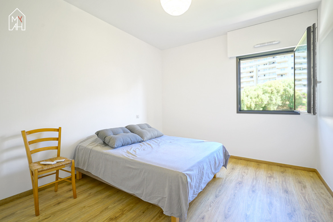 T3 de standing avec grande terrasse - Photo #16