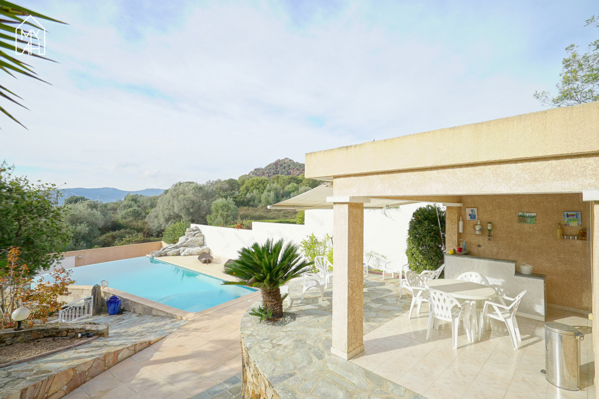 Maison T5 + T2 - Photo #10