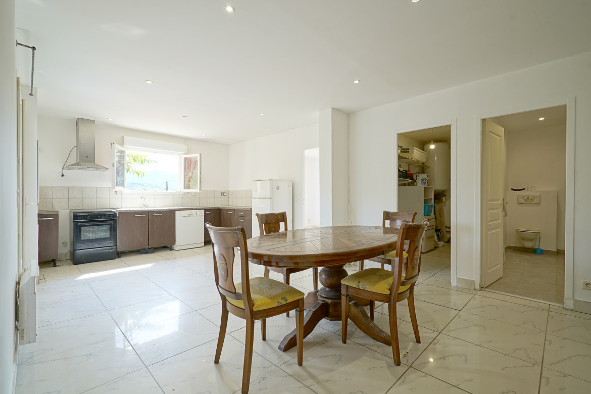 T3 bas de villa - Photo #4