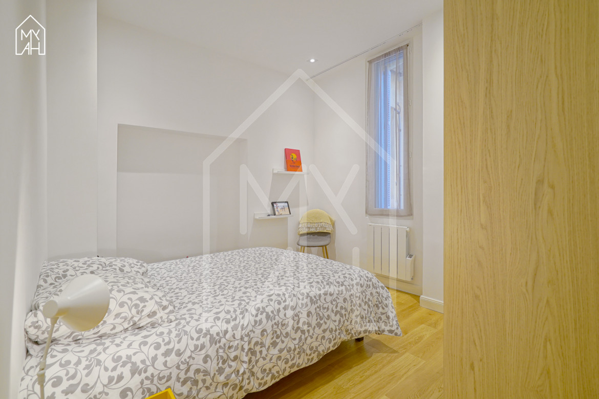 Bien rare : T3 entièrement rénové, quartier des Étrangers. - Photo #12