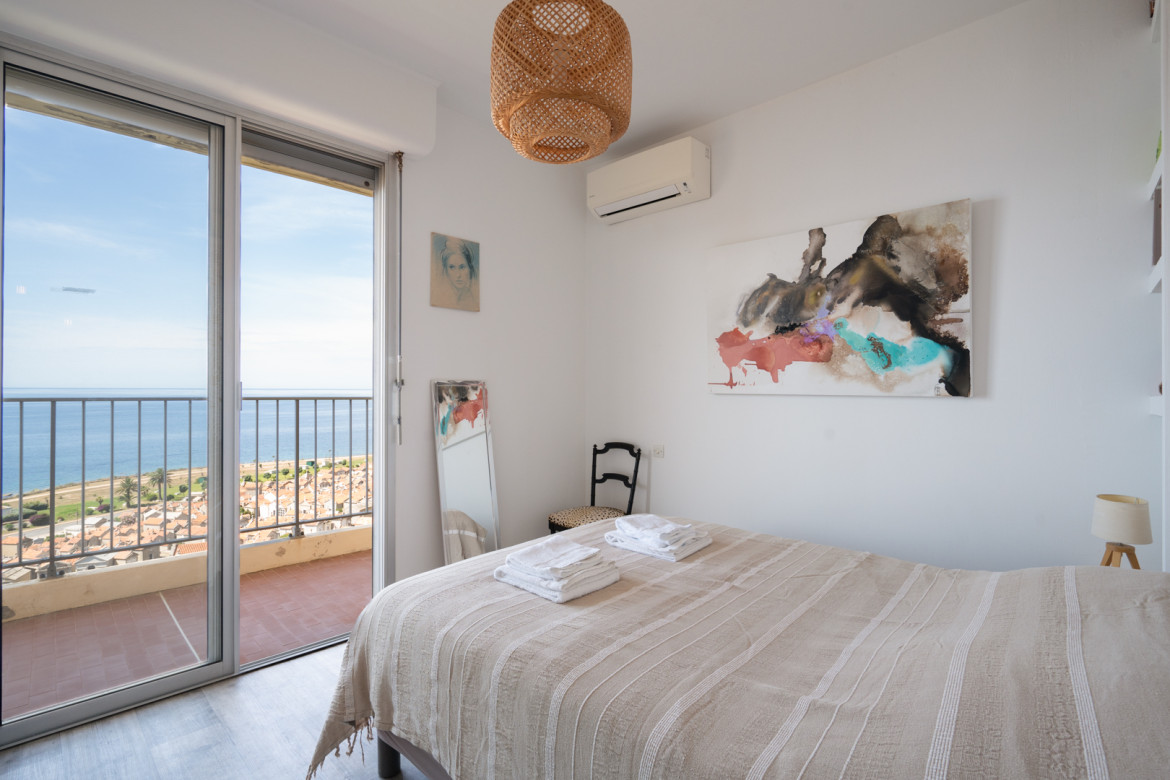 T2 en pignon vue mer - Photo #10