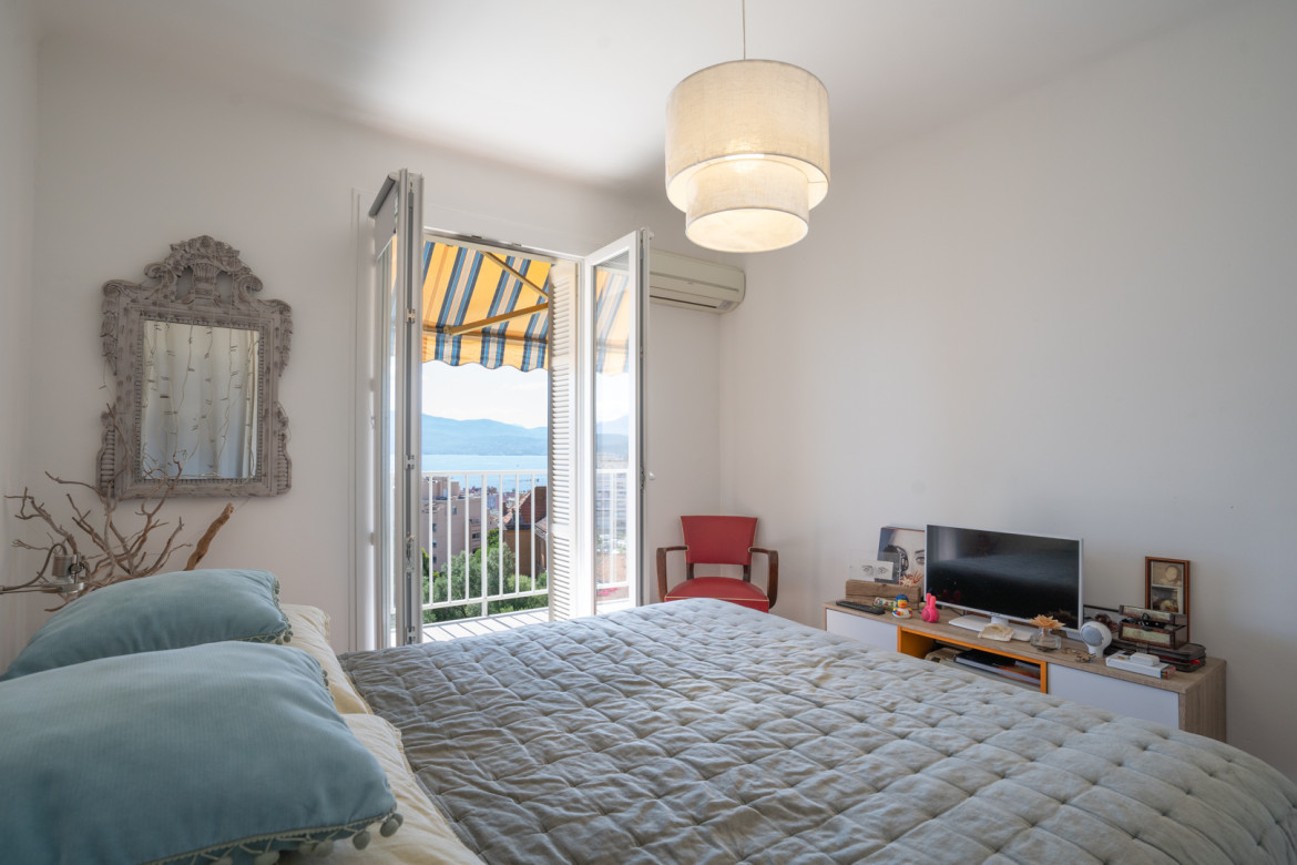 T3 dernier étage Biancarello - Photo #12