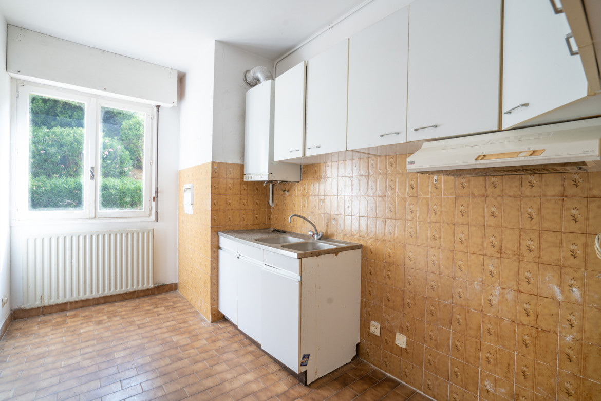 T3 77m2 à rénover vue mer - Photo #4